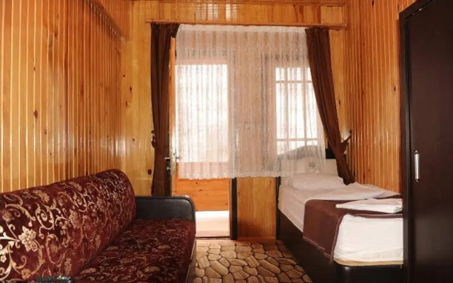 Meric Otel Uzungol