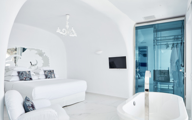 Canaves Oia Suites - Small Luxury Hotels of the World