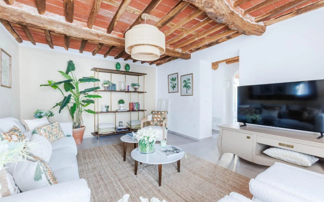 Villa Podere Falcione