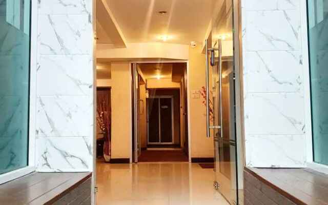 499 Hostel Ratchada