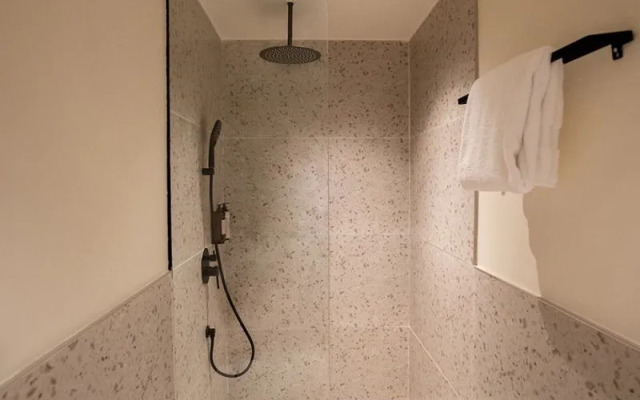 PAUSEAWAY at Tuwaiq House