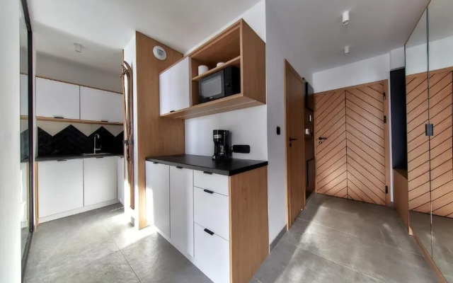 Tatra Square Apartments