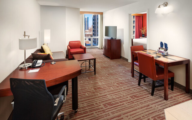 Residence Inn by Marriott Chicago Downtown / River North