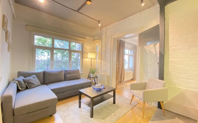 Missafir Charming and Central Flat in Beyoglu