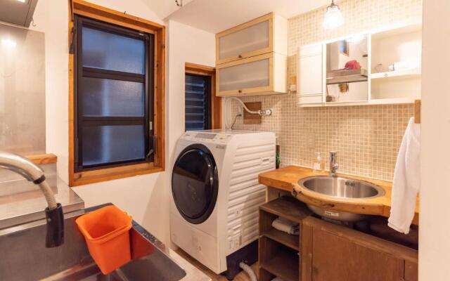back alley residence Hibi