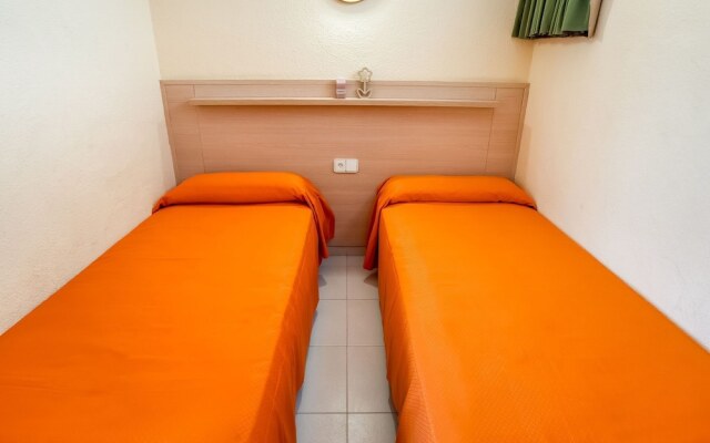 Comfy Apartment in Salou Catalonia With Pool