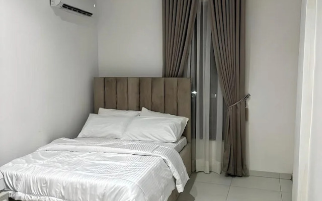 Luxury 2 bed Service Apartment at Ikate