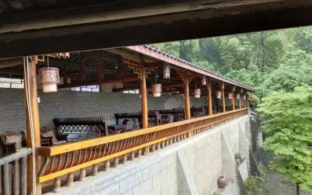 Emei Esheng Hotel