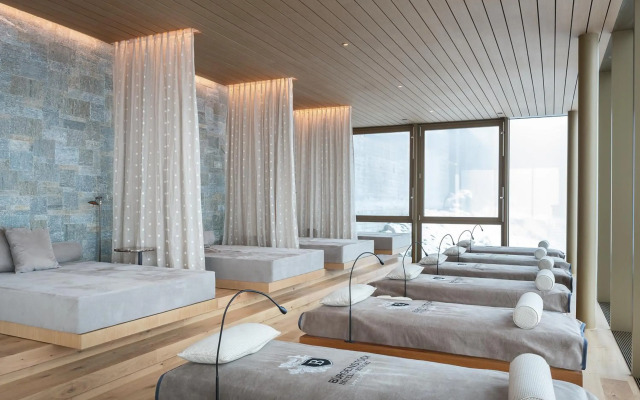 Bürgenstock Hotel & Alpine Spa