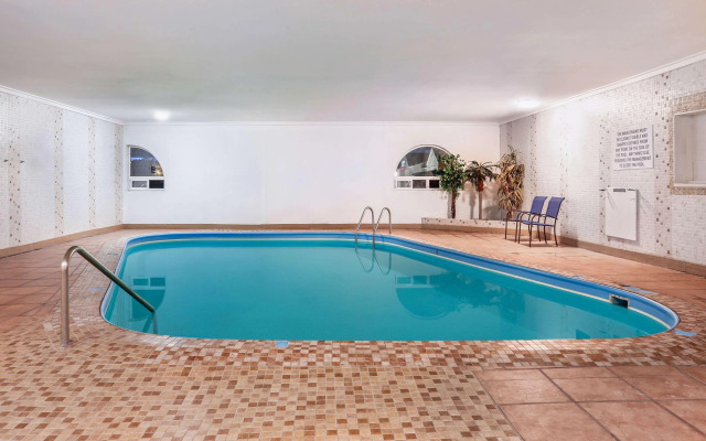Howard Johnson by Wyndham Helena