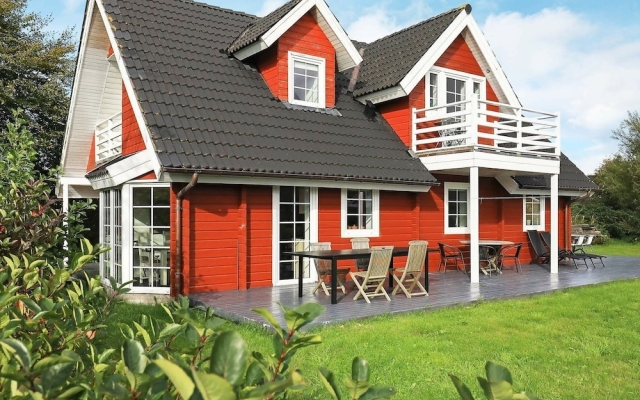 Refined Holiday Home in Ålbæk with Sauna