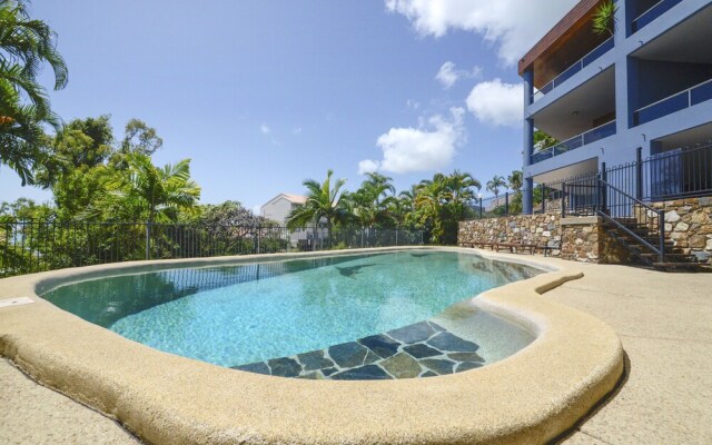 Airlie Harbour Apartment - Airlie Beach