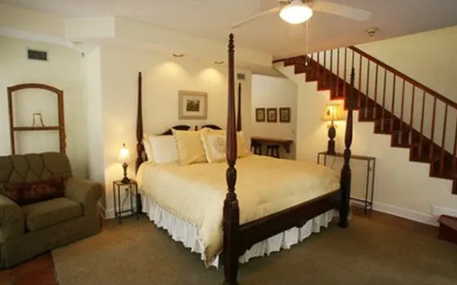 The Veranda Bed  Breakfast