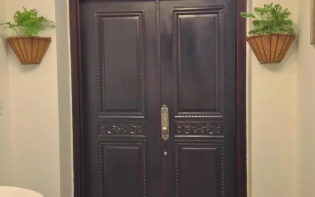 Tiffany Hotel Residence