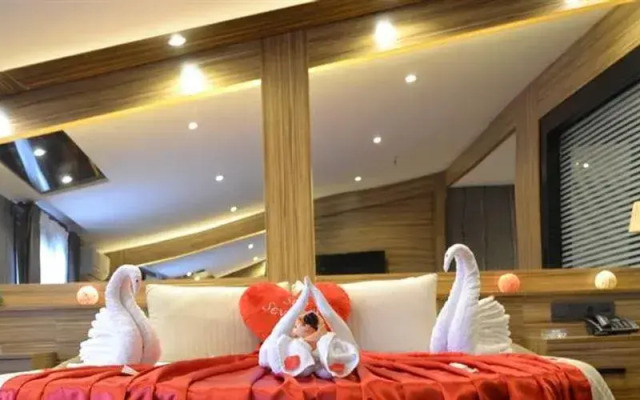 Gümüş Palace Suites