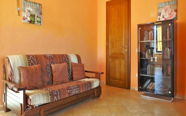 Apartment in Vinci With Pool and Wellness