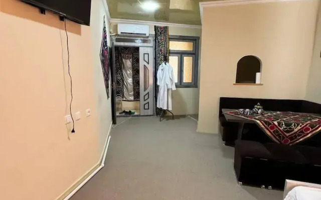 Khan Apartments