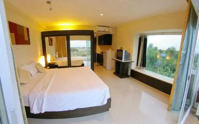 Center Park Service Apartment & Hotel Chiang Mai