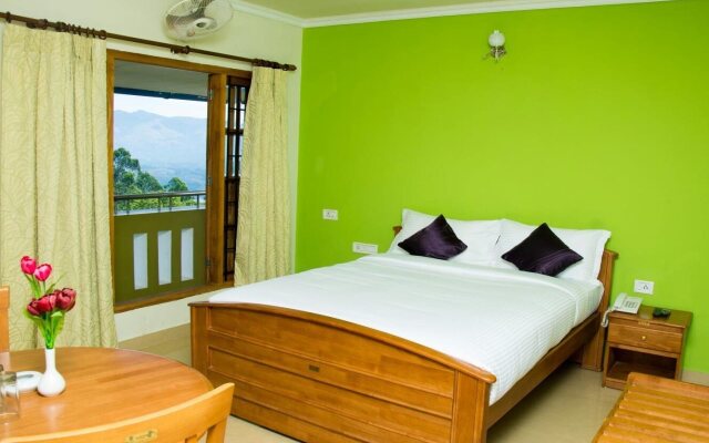 Munnar Crown