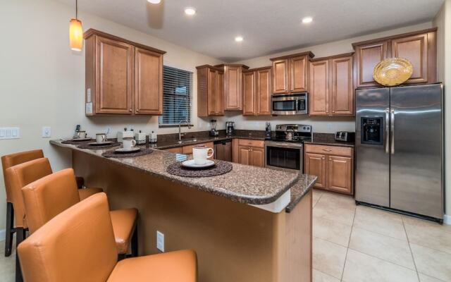 9028 Shadow Mountain Street