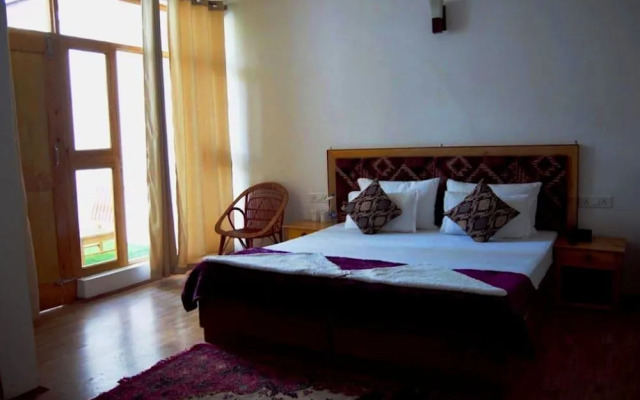 Hunder Resort