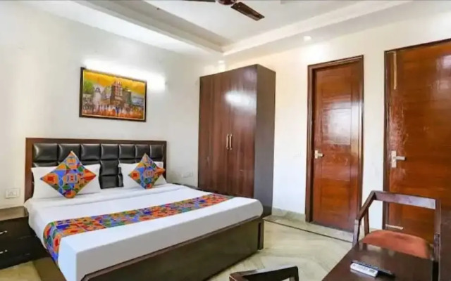 Hotel 79