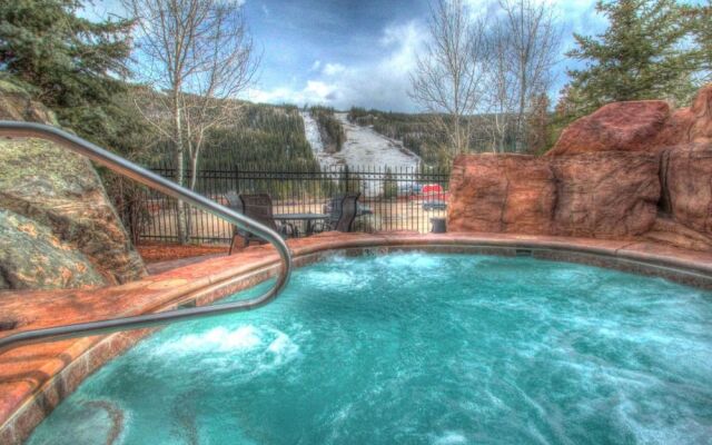 8912 The Springs 3 Bedroom Condo by RedAwning