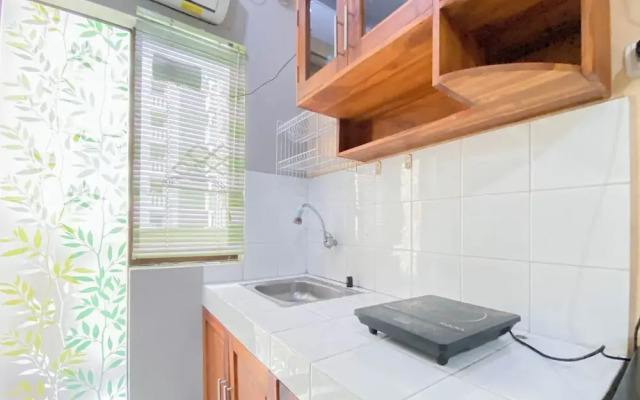 Great Deal Studio At Gateway Ahmad Yani Cicadas Apartment