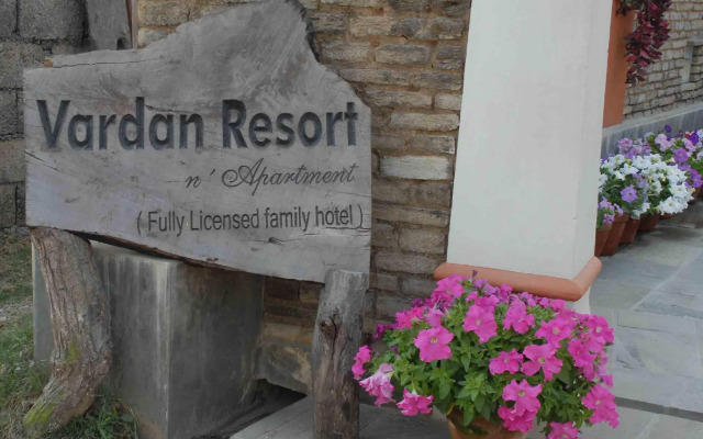 Vardan Resort n' Apartment