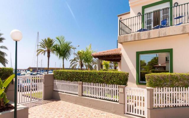 Bungalow Marina Deluxe