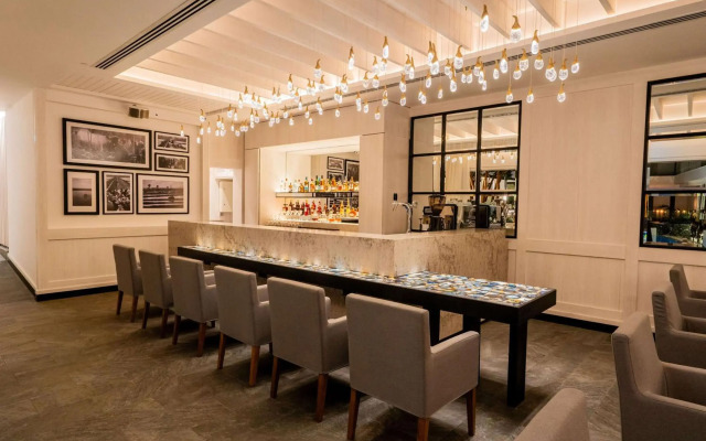 Kwetu Nairobi, Curio Collection By Hilton
