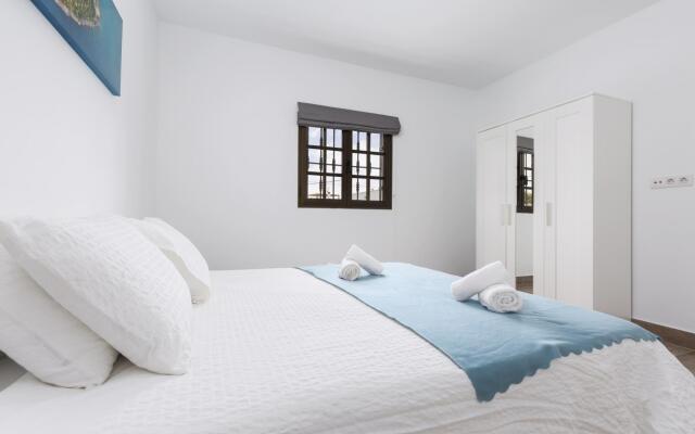 Home2Book Comfy Casa Papá, Sunny Terrace With BBQ