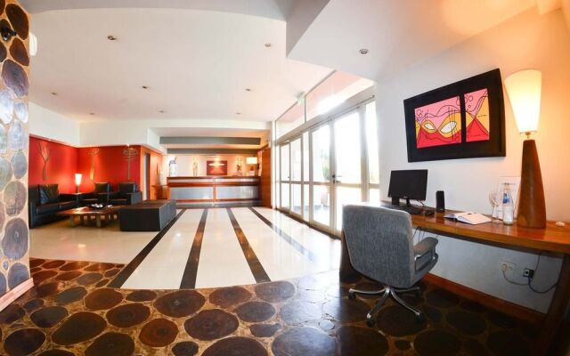 La Mision Posadas Hotel