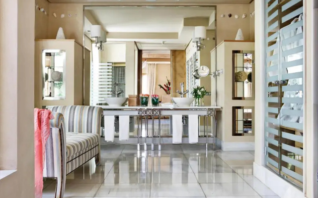 Bahia del Duque Las Villas Resort