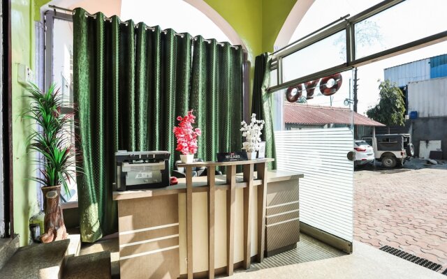 German Cafe by OYO Rooms