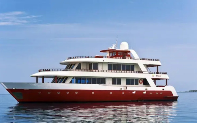 Theia Liveaboard