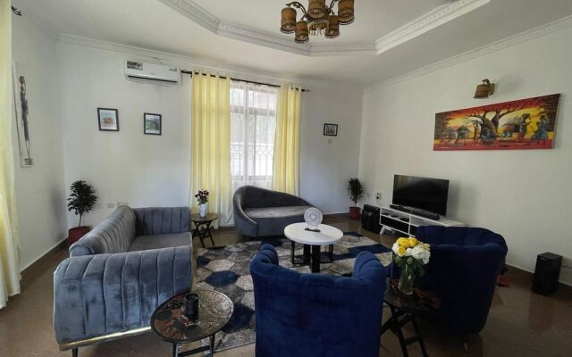 Immaculate 3-bed Apartment in Dar es Salaam