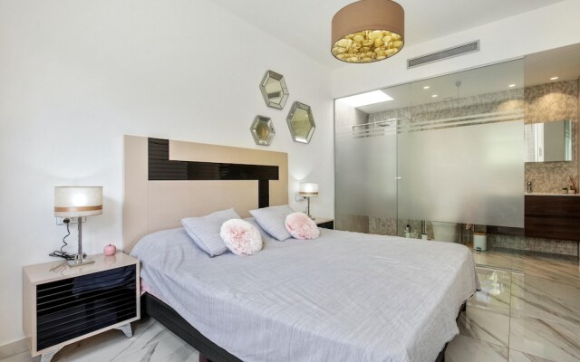 Villa With 2 Bedrooms in San Miguel de Salinas, With Wonderful sea Vie