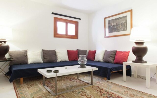 For You Rentals Alfonso XIII Apartment