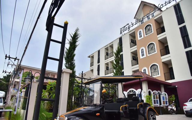 Ploy's Pearl Hotel