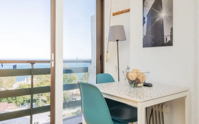 Sea Views Studio 712