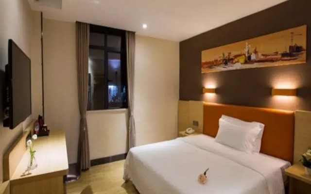 IU Hotel Shenzhen Kuiyong