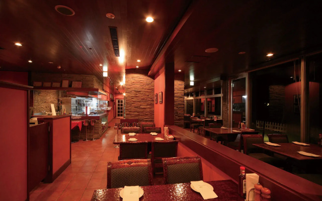 Kanucha Bay Hotels & Villas