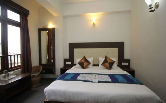 OYO 7620 Hotel Yukim Residency