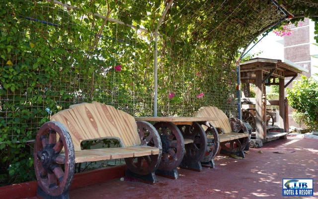 JJB Aquafarm Resort by Cocotel