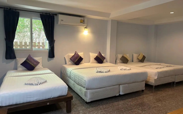Baan Busaba Hotel – Guest Rooms – Koh Phangan