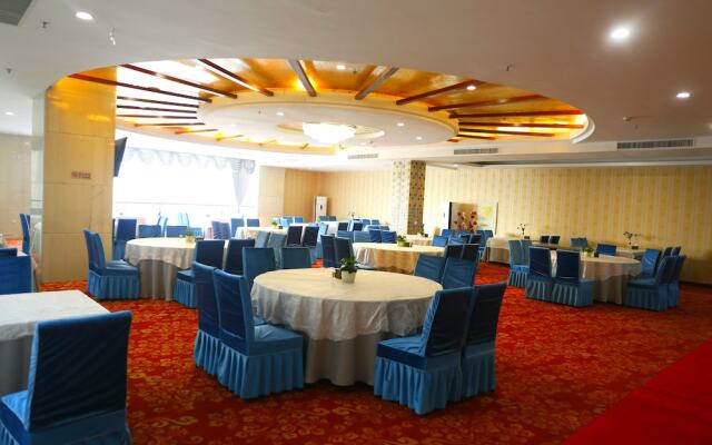 Luoyang Yijun Hotel