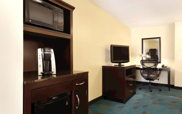 Hilton Garden Inn Fargo