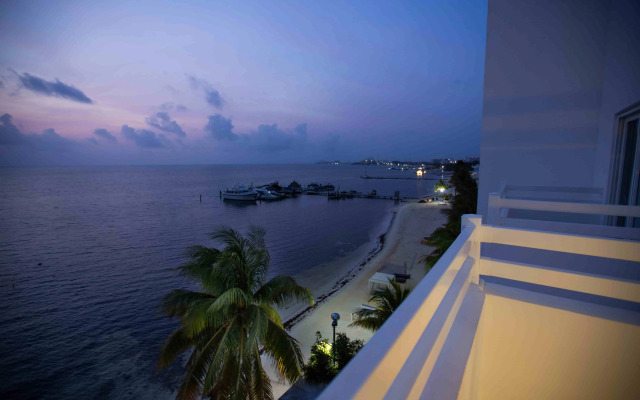 Ocean View Cancun Arenas