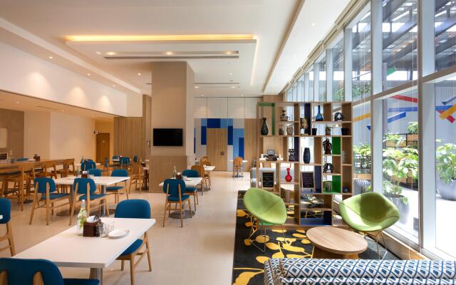 Holiday Inn Express & Suites Bengaluru Old Madras Road by IHG